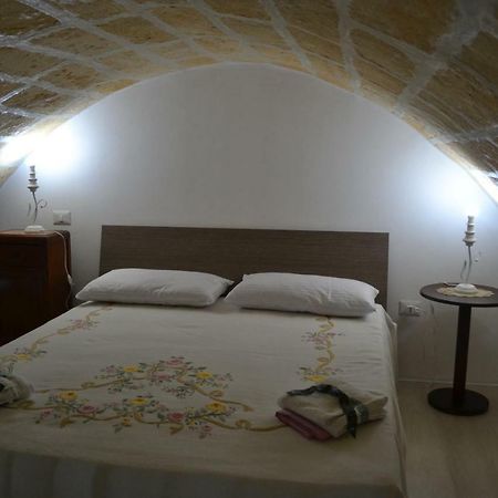 Le Case Di Titina Villa Мотола Екстериор снимка