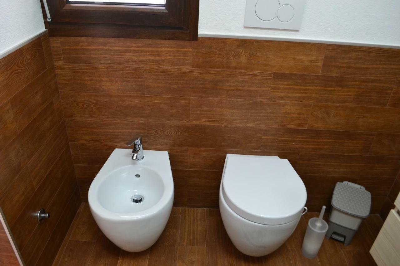Le Case Di Titina Villa Мотола Екстериор снимка